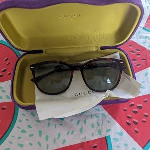 Gucci sunglasses